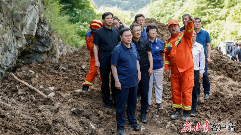 胡昌升任振鹤召开省委省当局指挥部工作会议只争朝夕搜救失联人员 最大限度削减人员伤亡